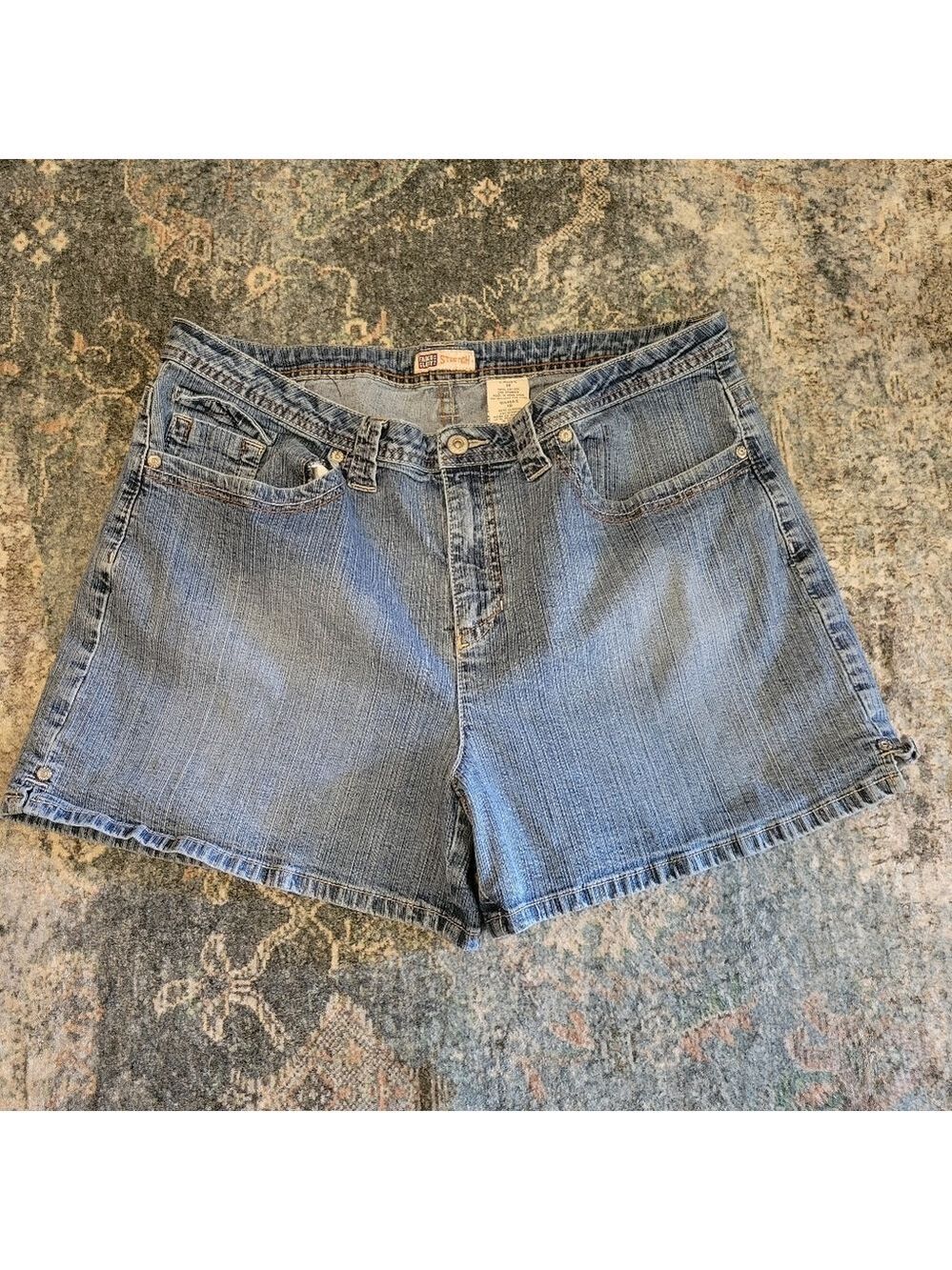 VTG 2006 Faded Glory Denim Mom Shorts Sz 18 - 19.5" Waist - High Rise Y2K